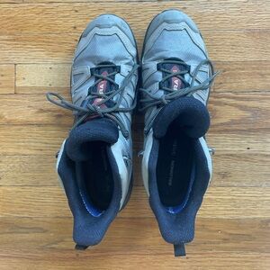 Salomon hiking boots size 43.5/ men’s 10.5
